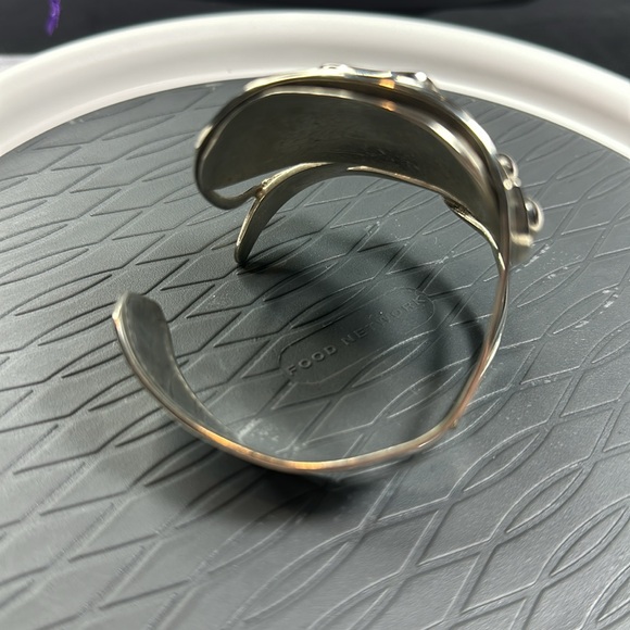 Mother of Pearl Mexican open cuff bracelet bangle - Picture 10 of 11